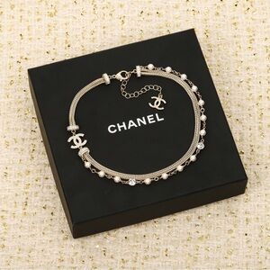 CHANEL Gold and Pearl Necklace